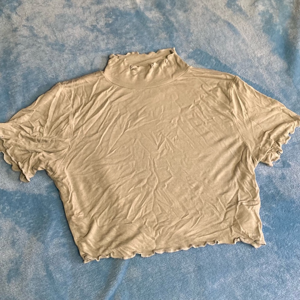 Missguided Lighy Blue Teal Lettuce Trim Mock Neck Short Sleeve Crop Top size 4